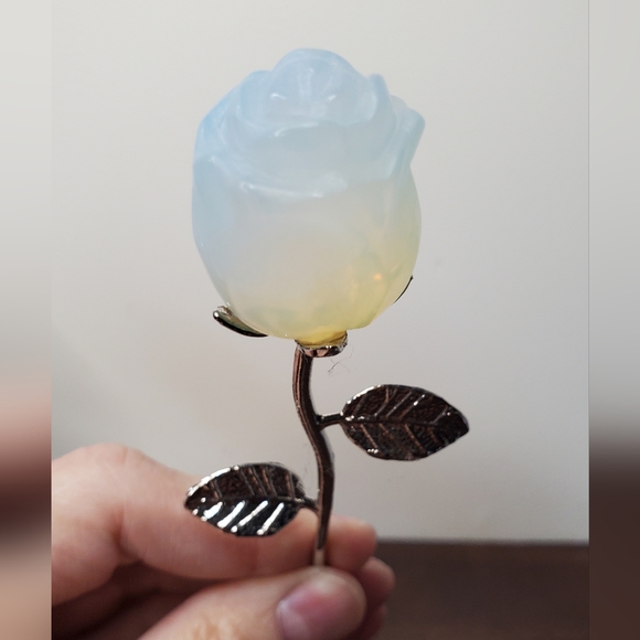 Opalite Crystal Rose - Picture 7 of 11